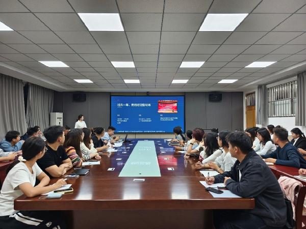 薪火赓续启新程，青春聚力续华章——园林与林学院圆满完成学生工作团队副部长换届竞选工作